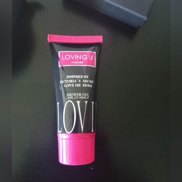 Loving U Forever and Baby Girl (3 items) - Picture 4 of 10